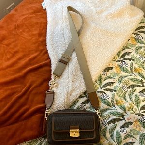 Michael Kors crossbody bag